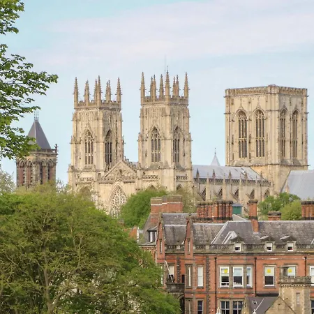 Copmanthorpe Hall York