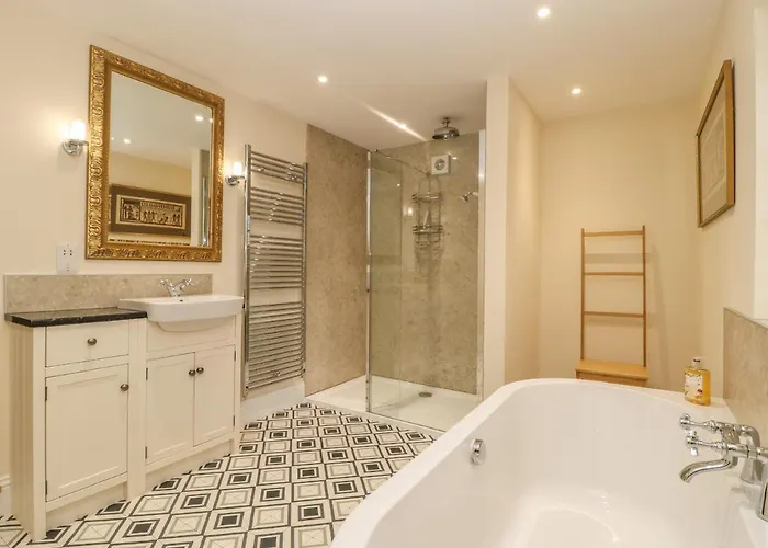 Copmanthorpe Hall Holiday home York