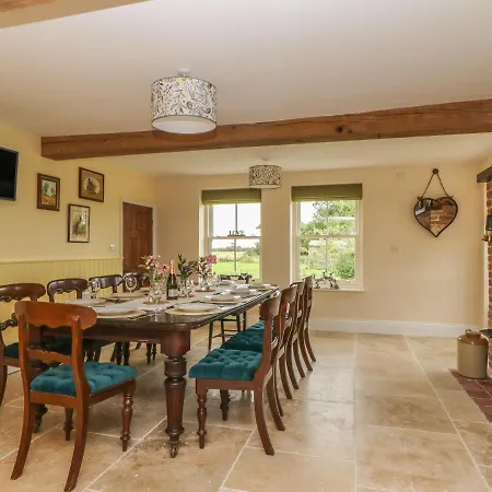 Vakantiehuis Copmanthorpe Hall *